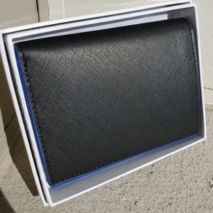 *BRAND NEW* ESTEE LAUDER Mens Wallet